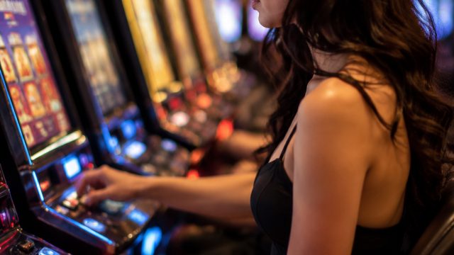 Catch the Hottest Slot Games of the Year: Why You Should Play Now!