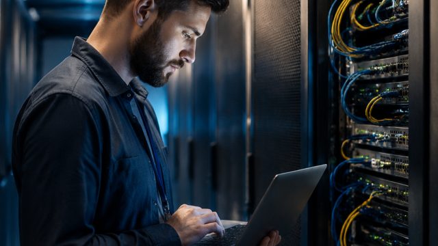 The Evolution of Enterprise Networking: Trends and Technologies to Watch | elvana gjata, bola basket